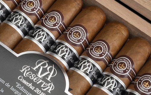 Zigarren der Serie Montecristo Reserva