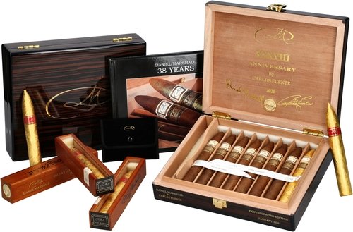 Zigarren der Serie Daniel Marshall 24 Karat Gold