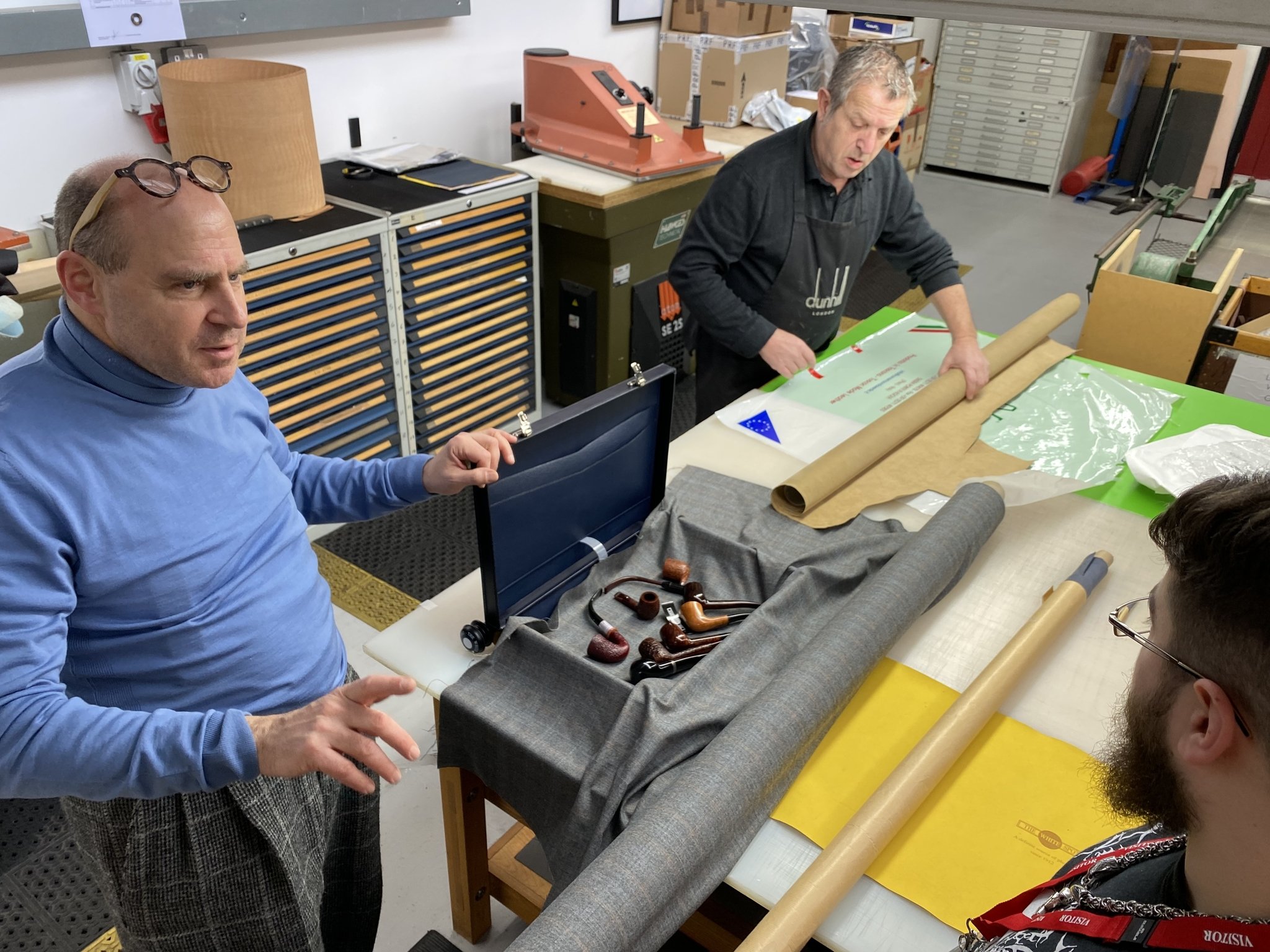 Aussuchen der Pfeifen in London