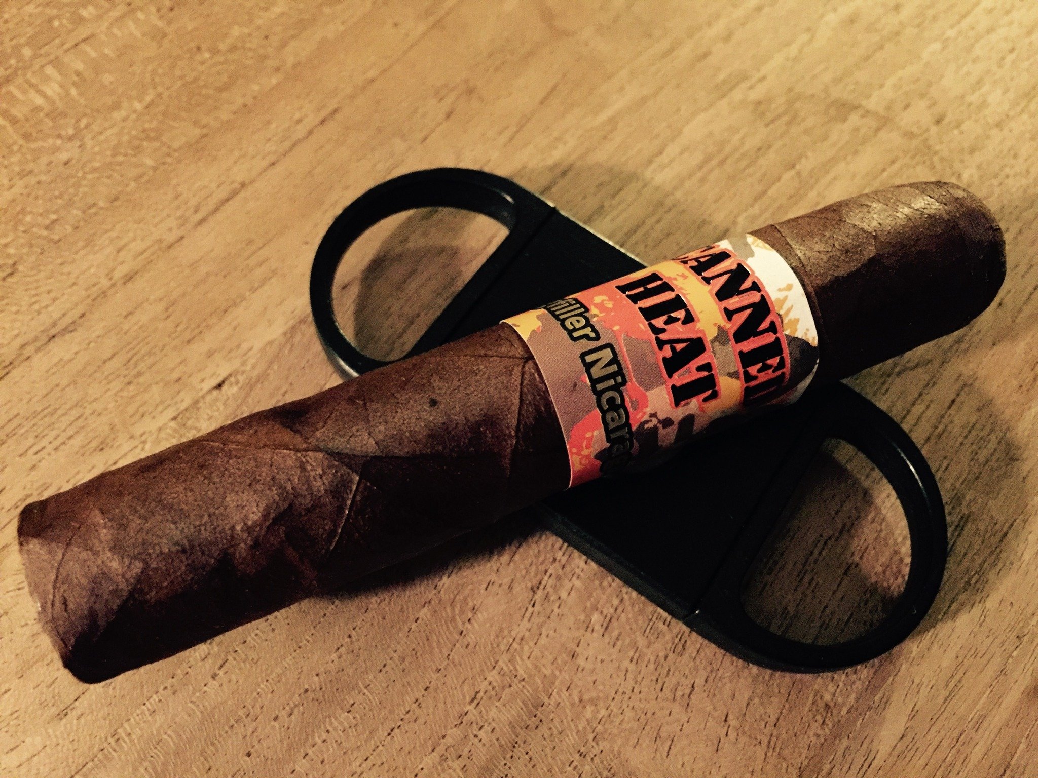 Canned Heat Longfiller Robusto Review