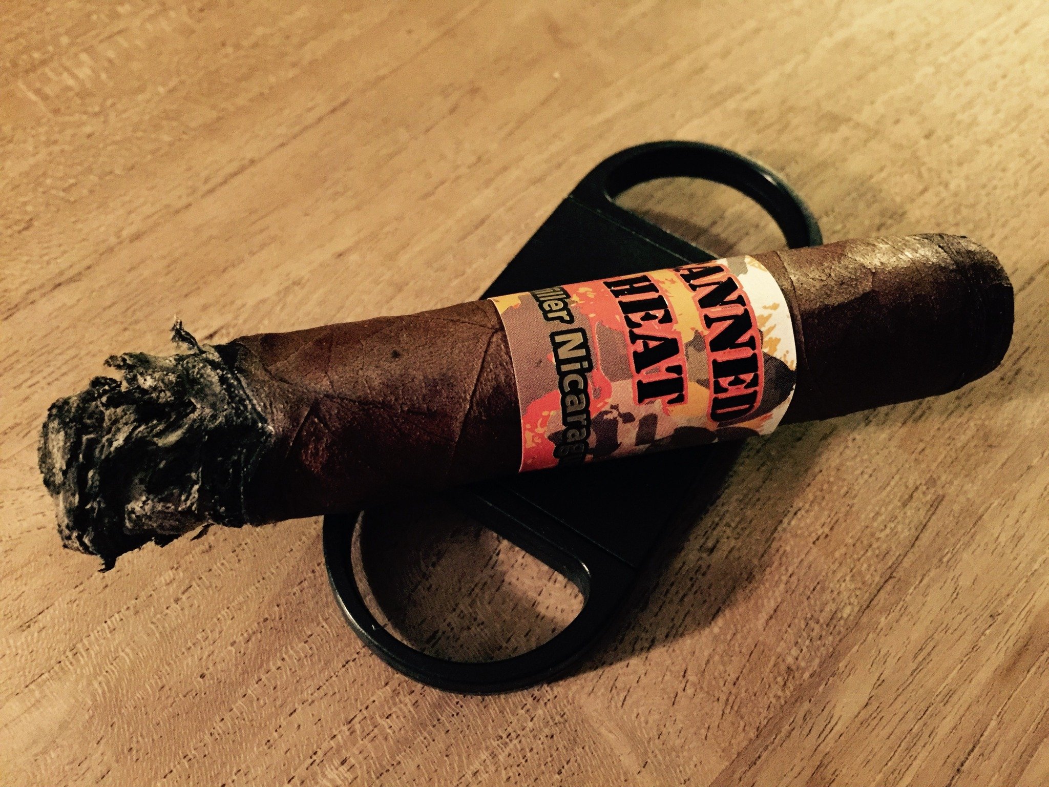 Canned Heat Longfiller Robusto Tasting