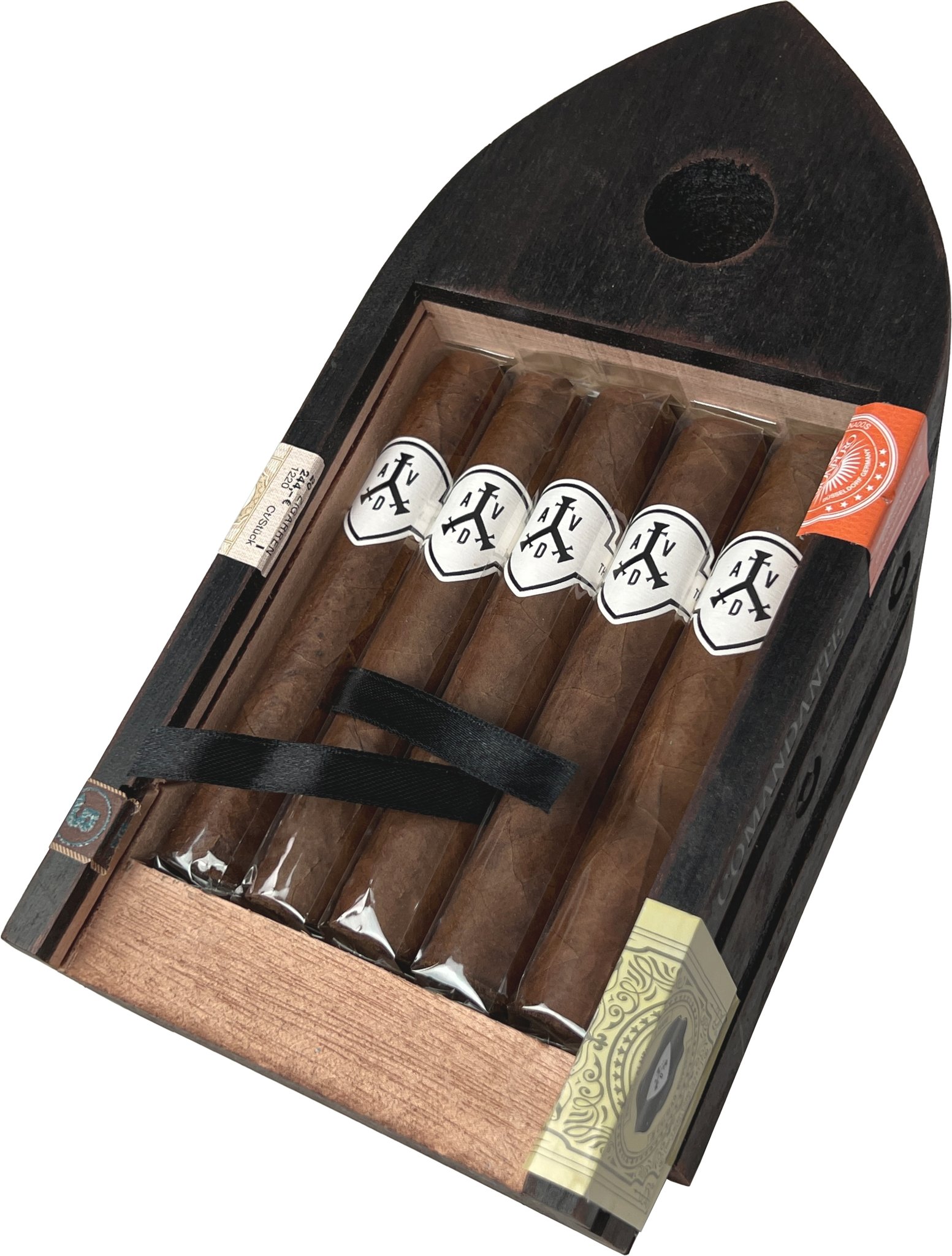 ADV Cigars & McKay The Conqueror Comandante - Robusto (50x5) Kiste offen