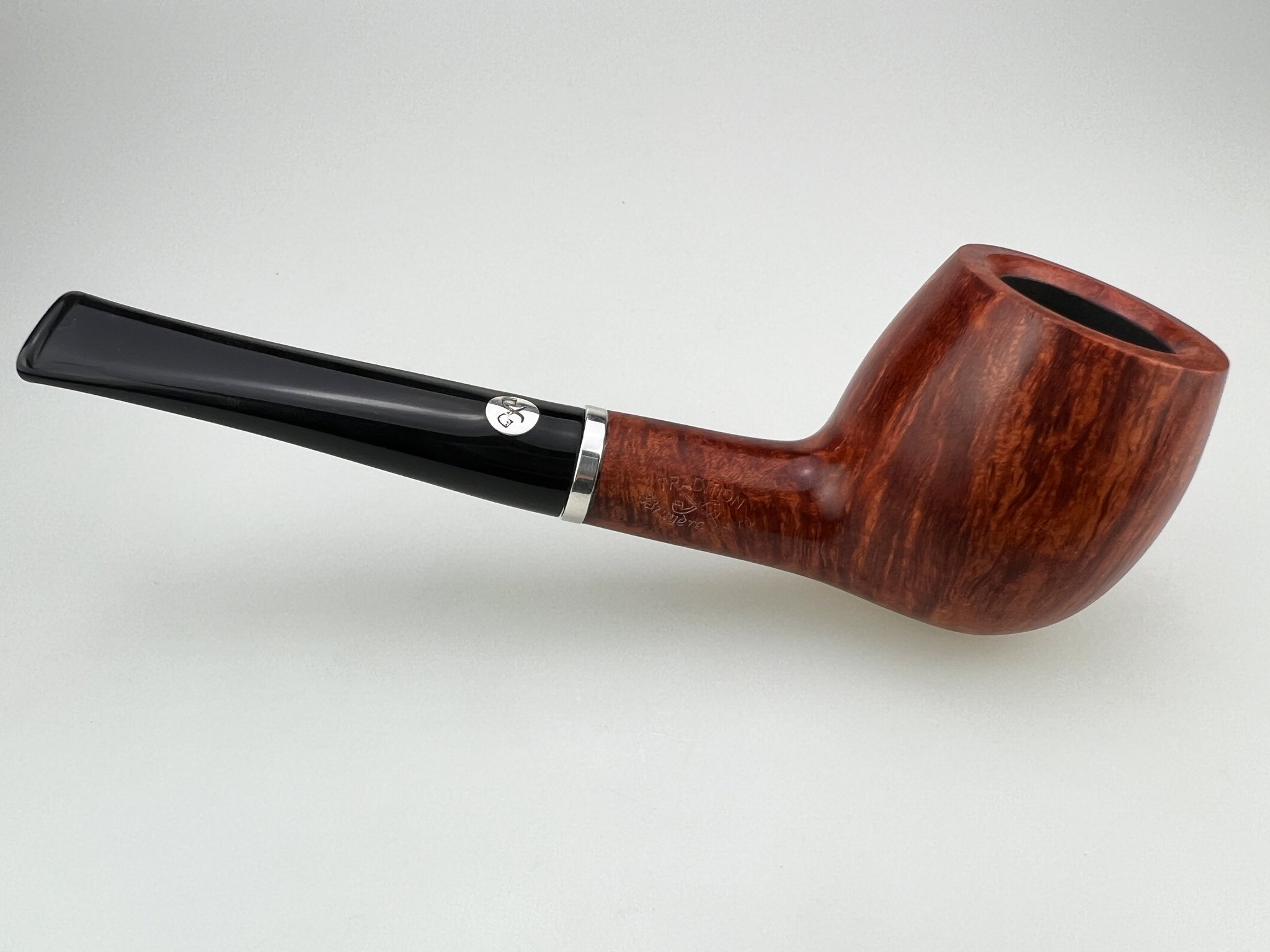 Vauen Tradition glatt Nr. 66 (TD66)