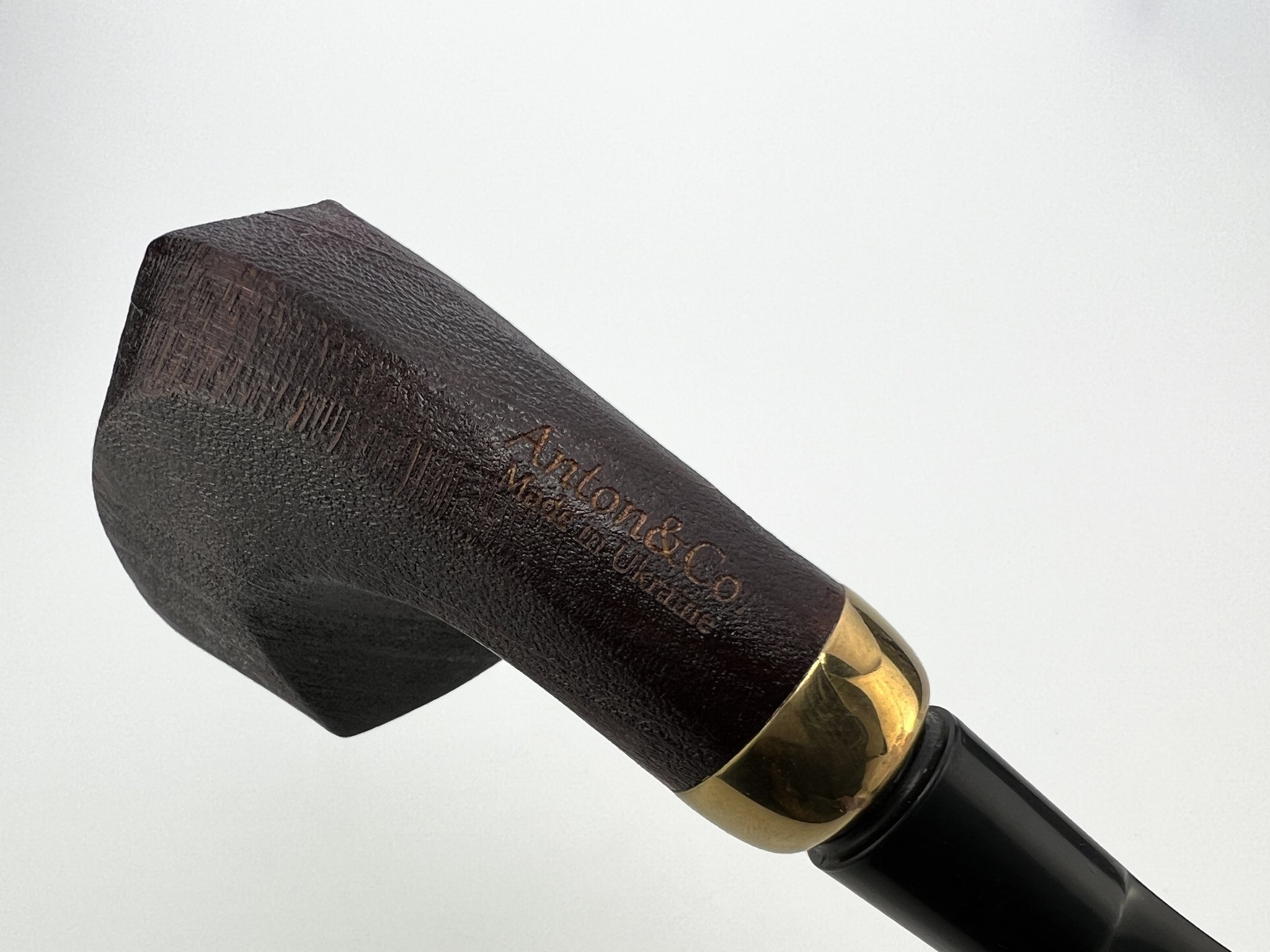 Anton Pipes Ahorn (Maple) Pfeifen Facet Bent Brown sandblast