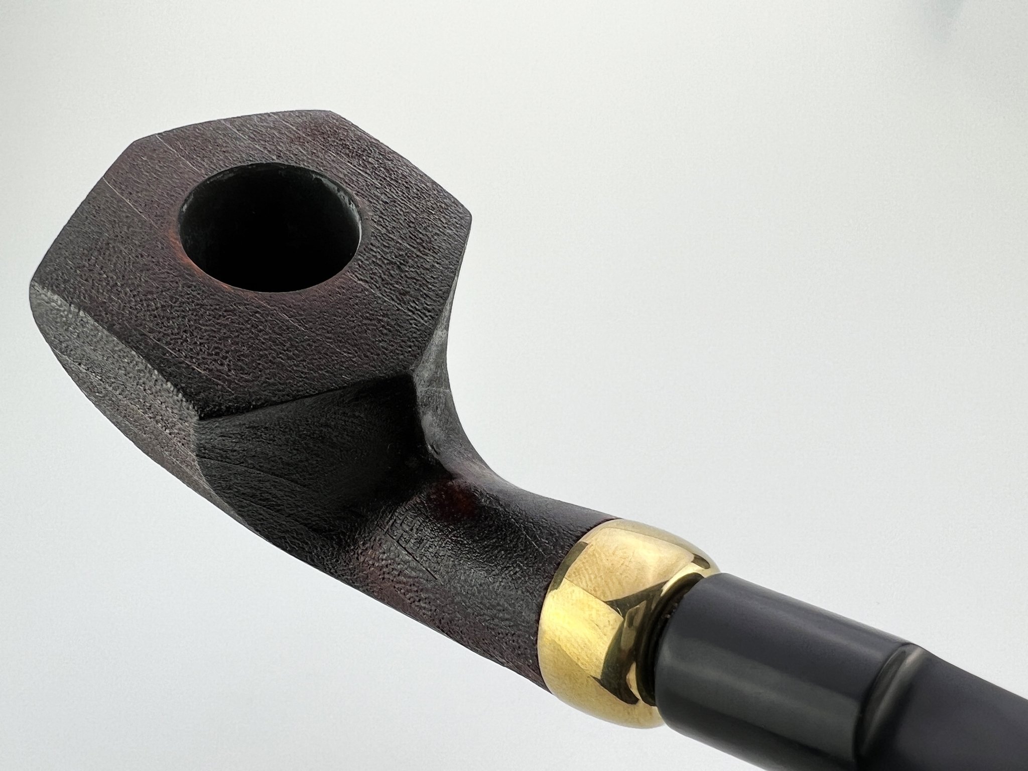 Anton Pipes Ahorn (Maple) Pfeifen Facet Bent Brown sandblast