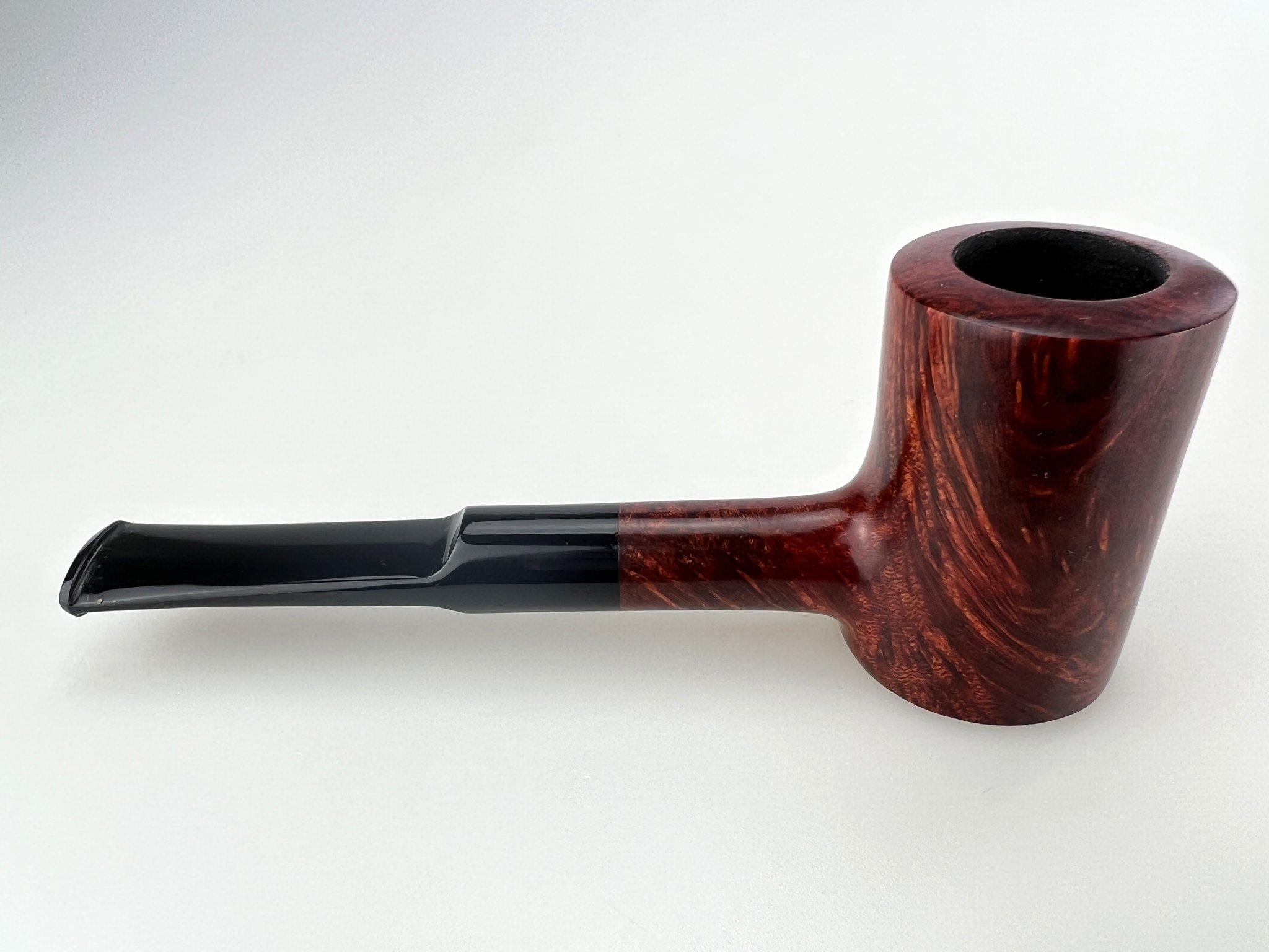 Bruno Nuttens Freehand Pfeifen Heritage H2 (Nr. 86)