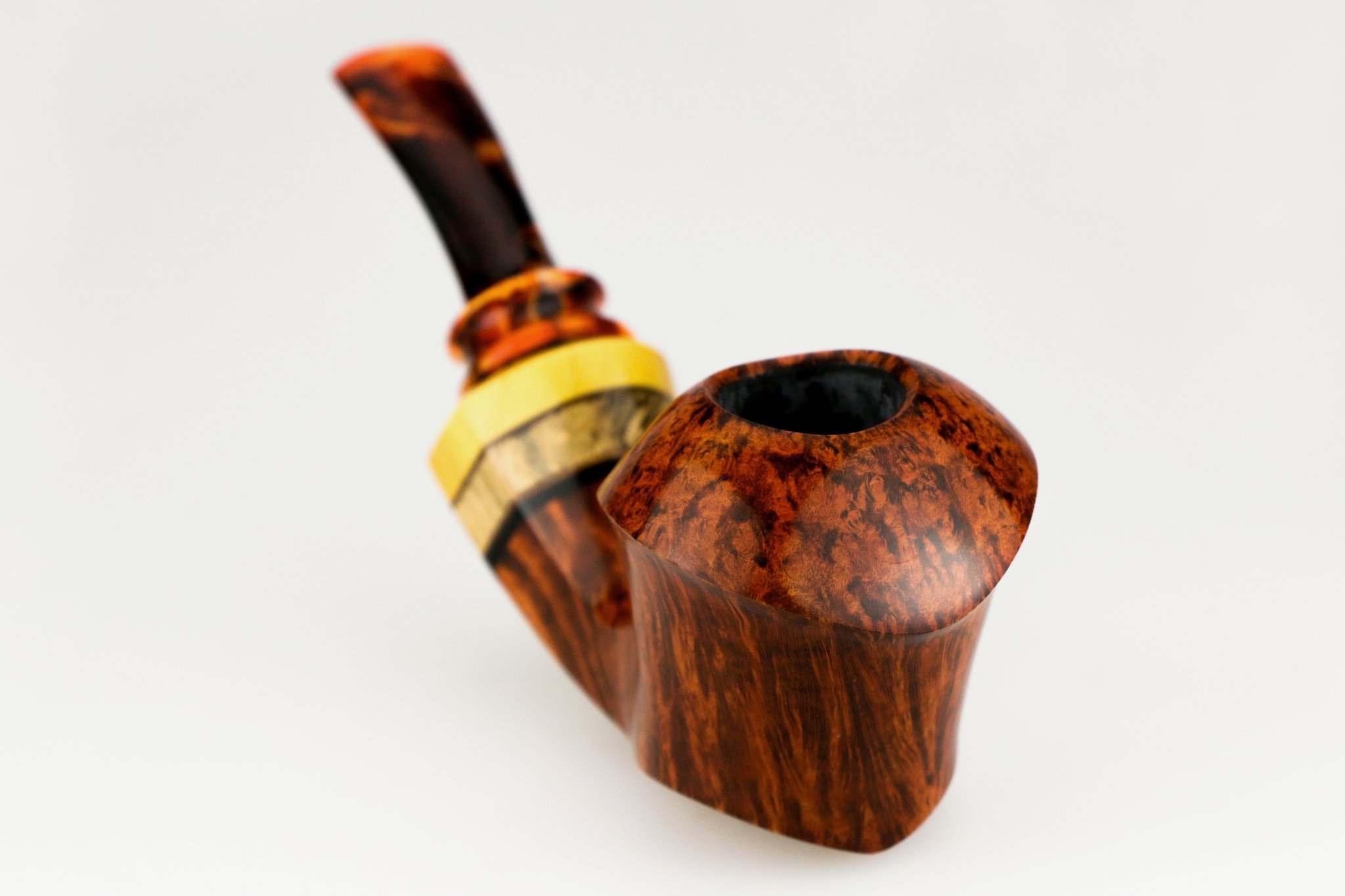 No. 36 Reversed Snail with Accents Detail 3