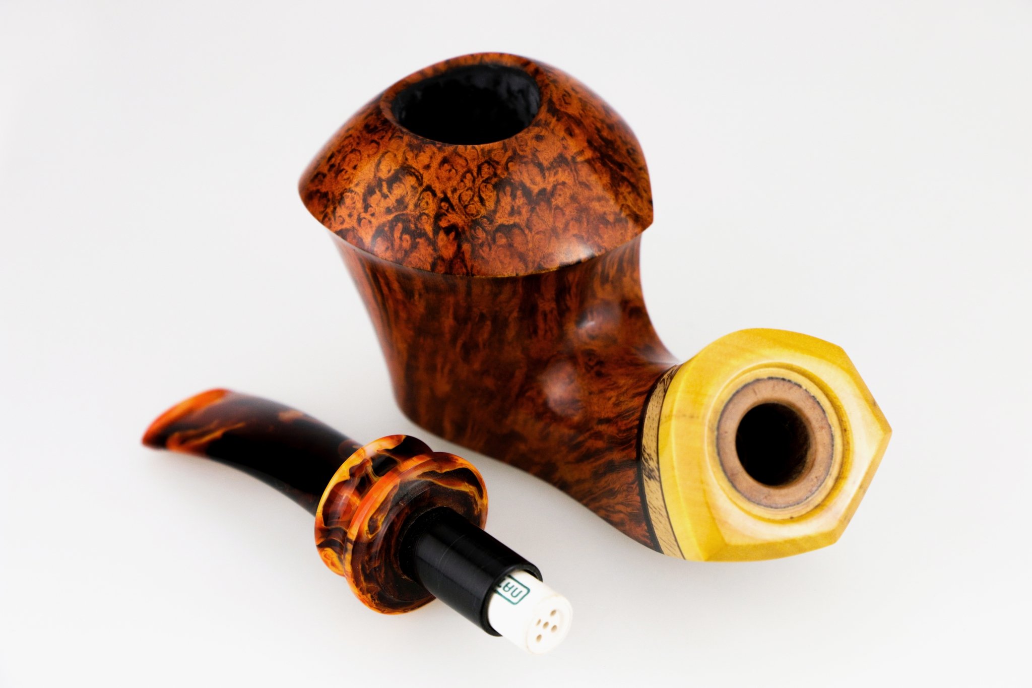 No. 36 Reversed Snail with Accents Detail 4