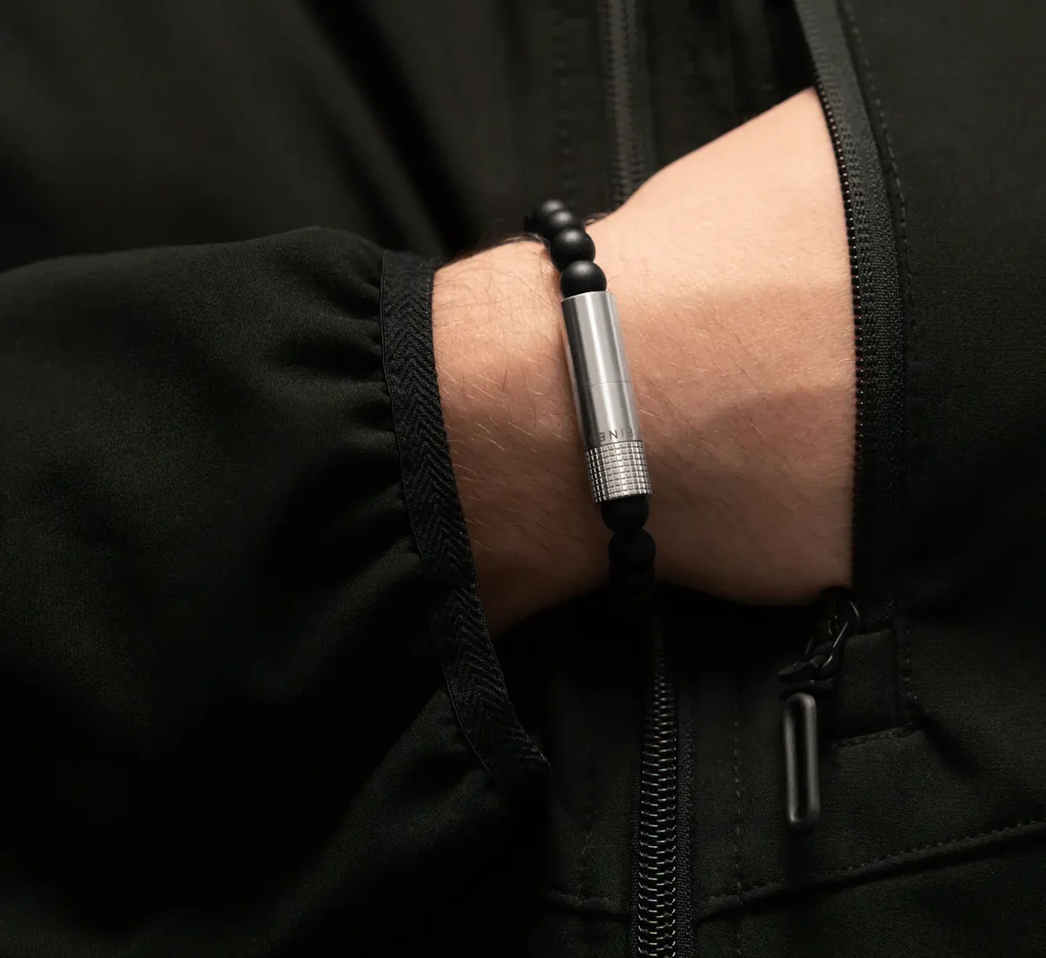 Les Fines Lames Punch Bracelets Onyx Matt_04