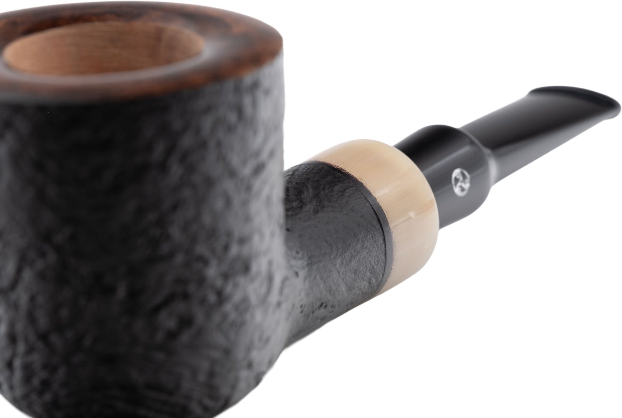 Rattray's The Bull Sandblast Brown Top 143 (17532)_06