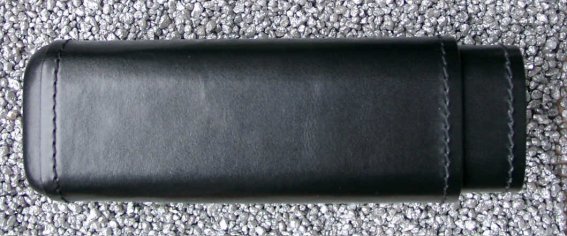 Guy Janot Cigarrenetuis Havanna Schwarz mit Zedernholzinnenwand 2er Churchill X-