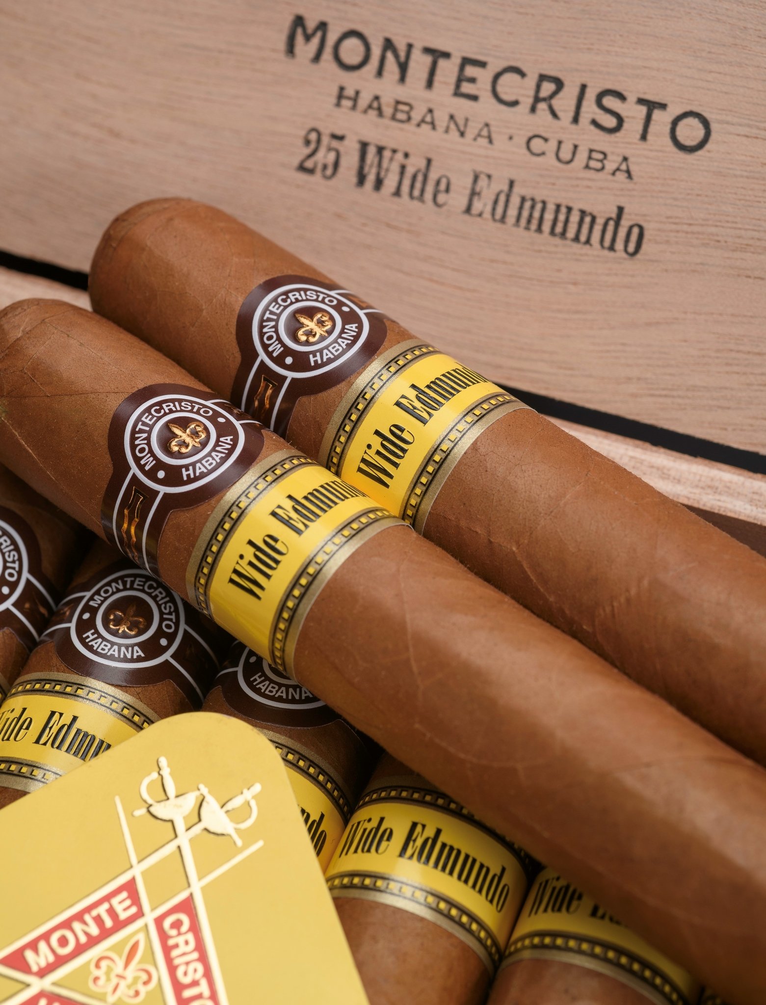 Montecristo Wide Edmundo